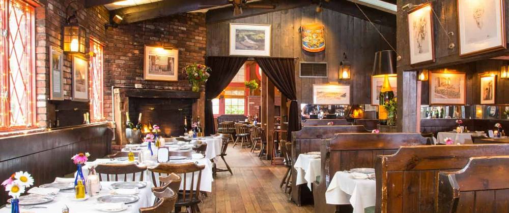 Fife & Drum Restaurant interior